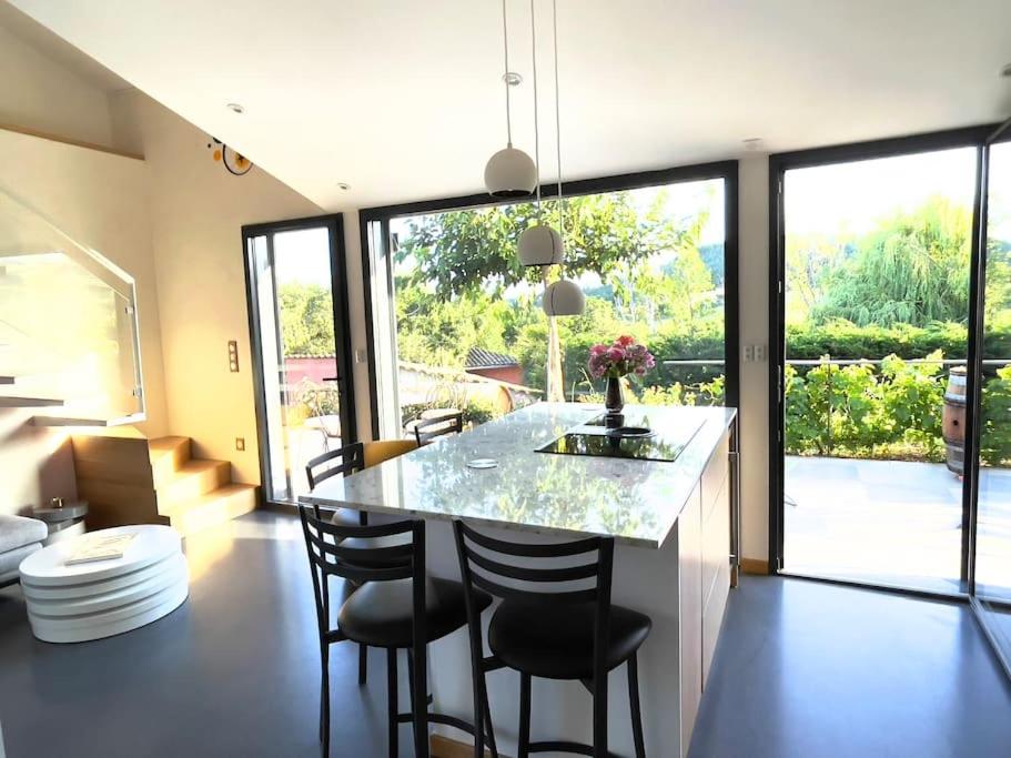 Gîte de charme 5 étoiles pour couple avec sauna et jacuzzi extérieurs privatifs - Housity