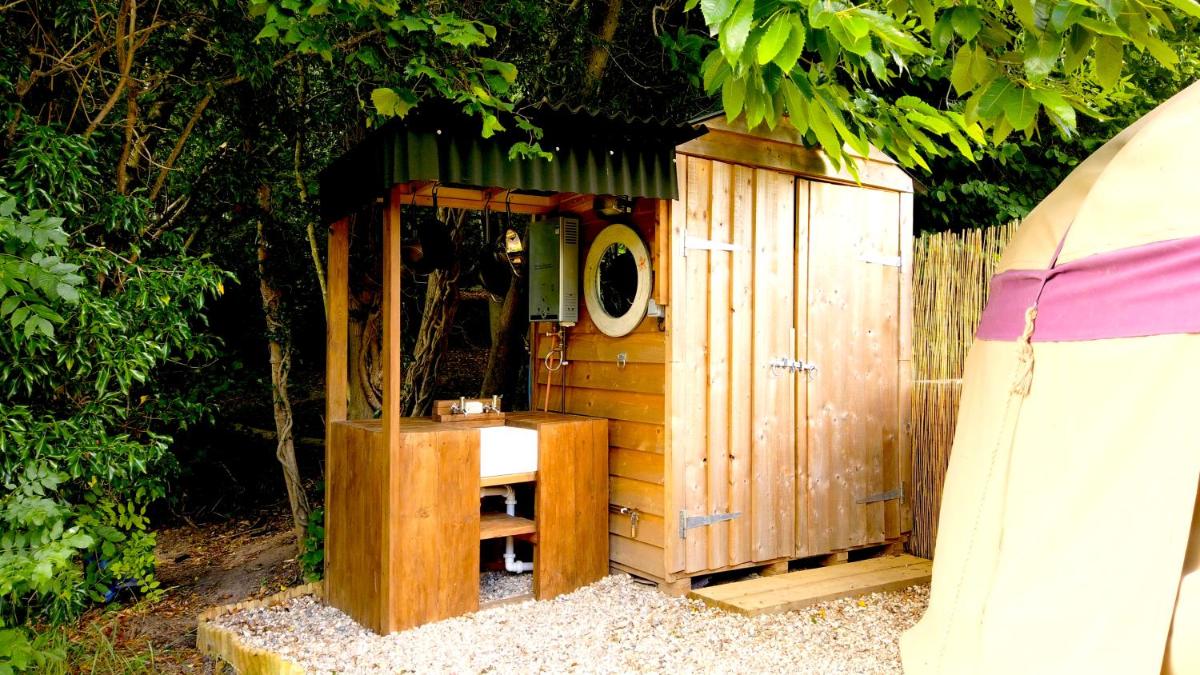 The Yurt at Worcesters Farm - Housity