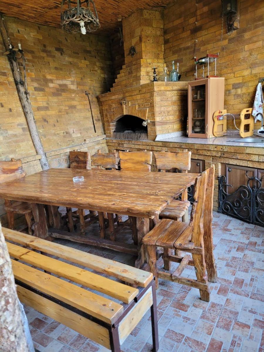 Suitetrails - Holiday House in Yerevan with Garden and Lovely Views