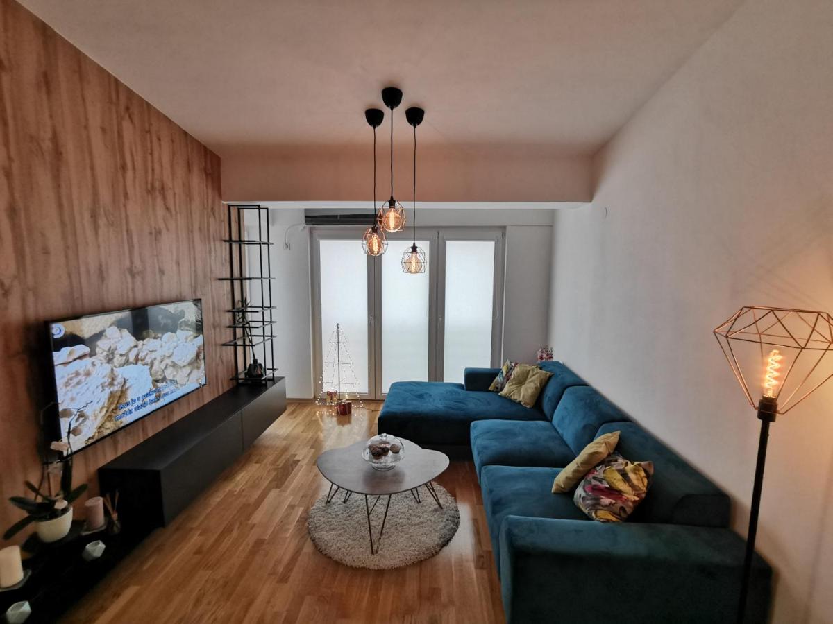 Suitetrails - Centar Luxe Apartment