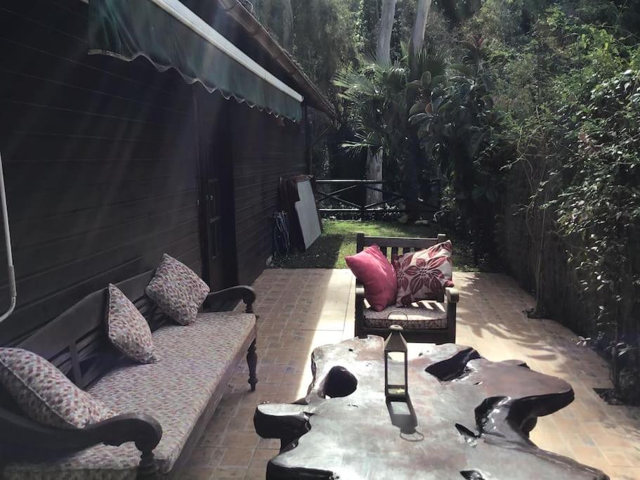 Exotic Tropical Villa w/ Large Pool in Sotogrande! - Housity