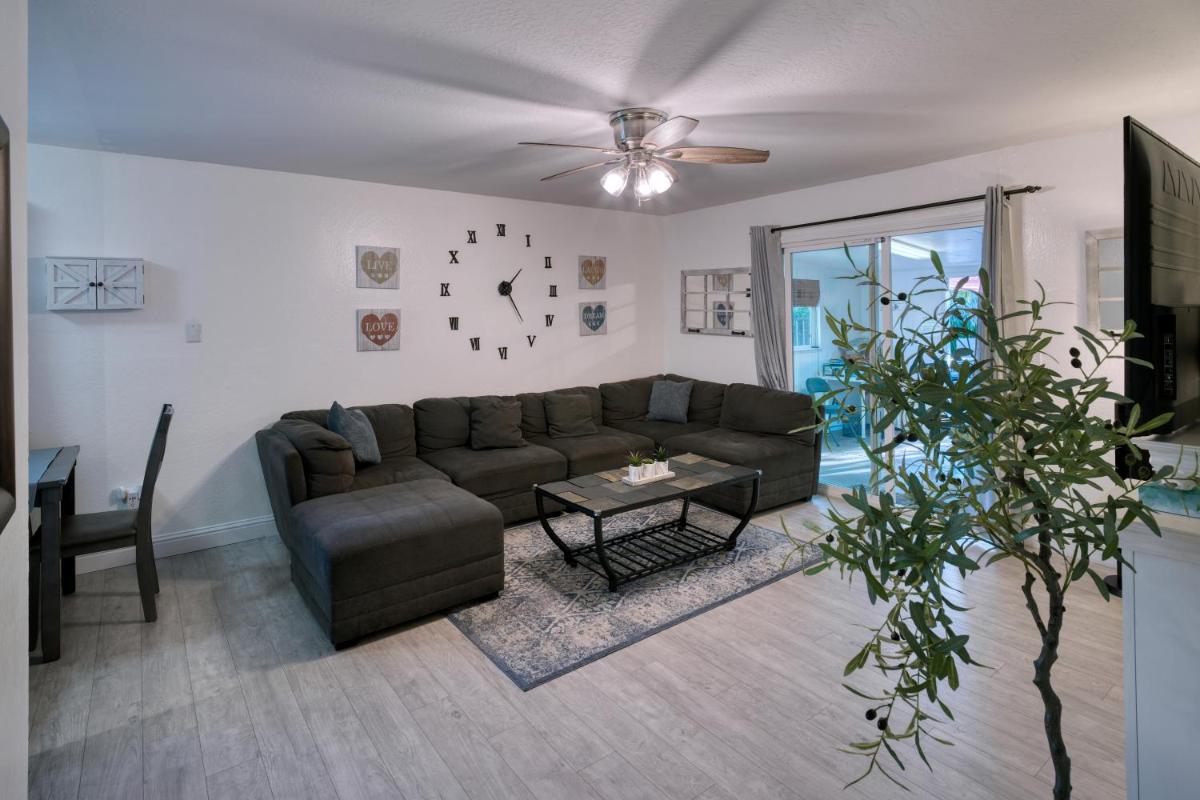King Bed - BBQ - Family Games - Fast Internet, WFH - Housity