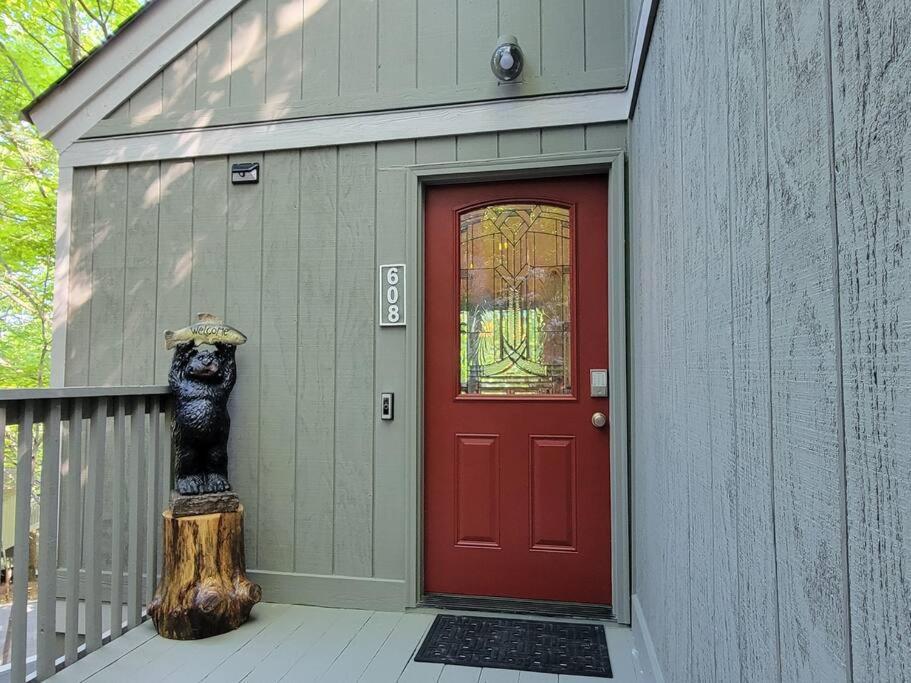 Peek A Boo View in Big Canoe - Housity