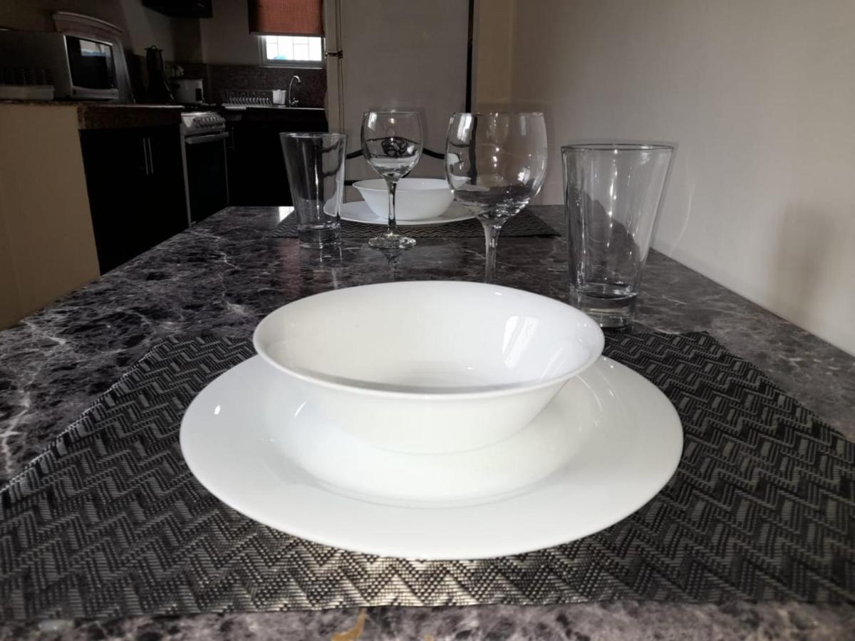 Suite Lujosa - Housity