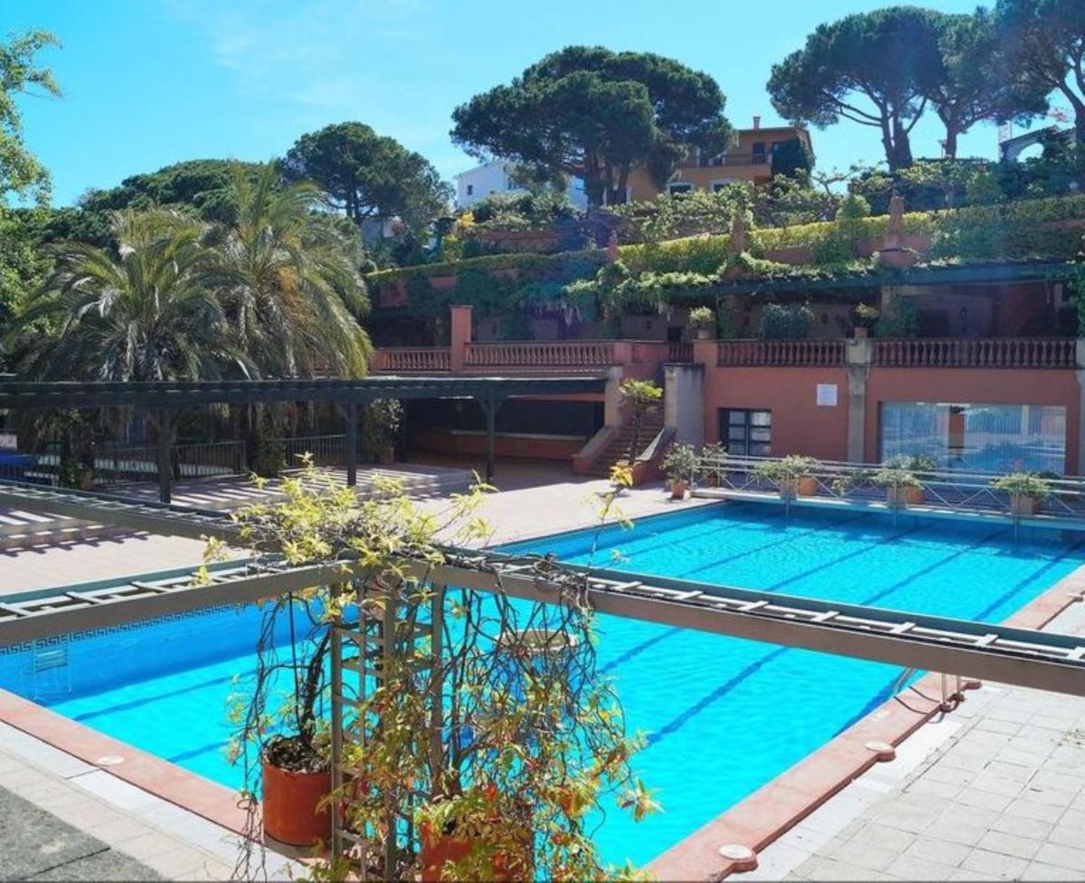 House - 2 Bedrooms with Pool and Sea views young people group not allowed - 07073 - Housity