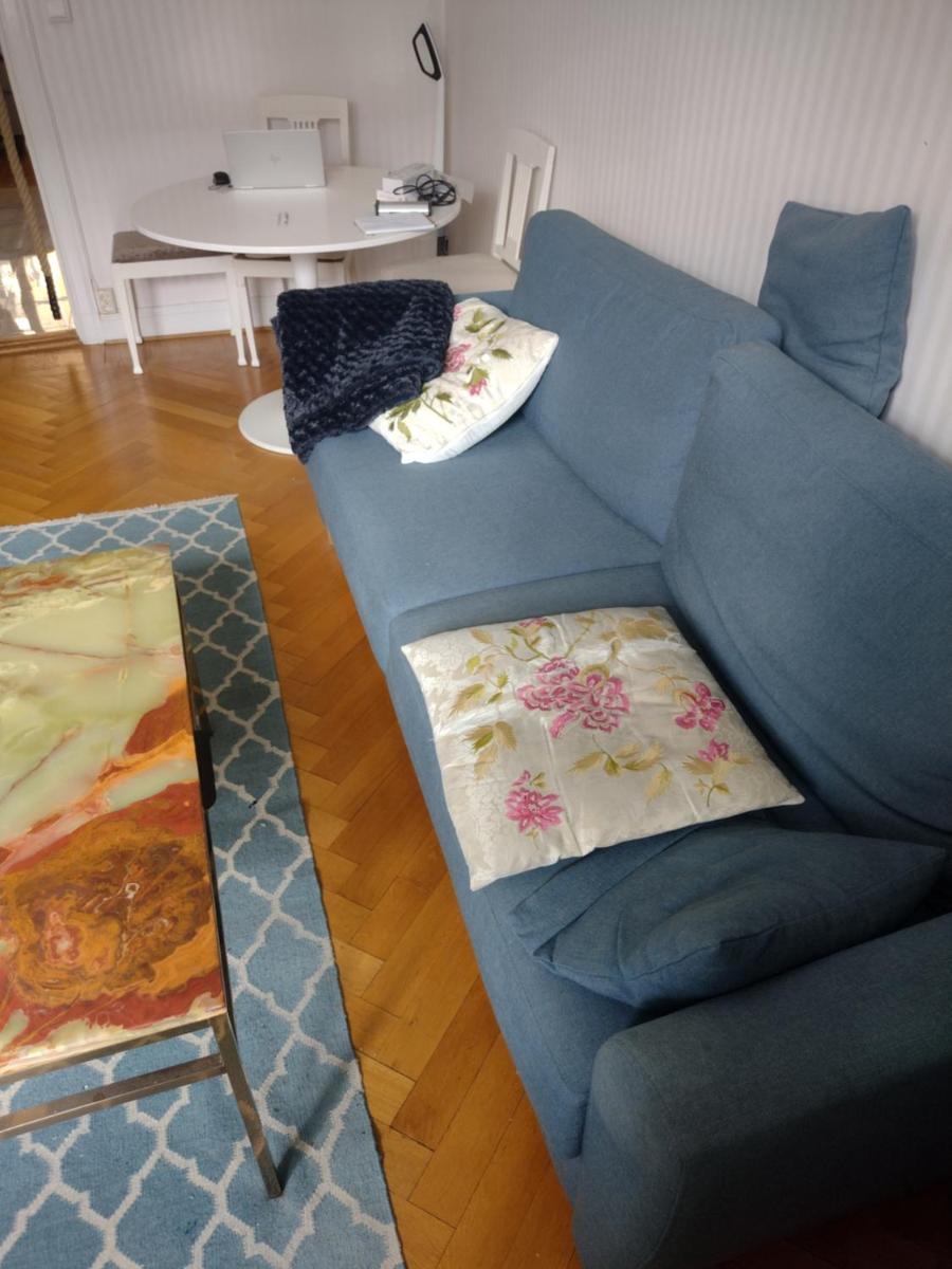 Quiet Central Room - Housity