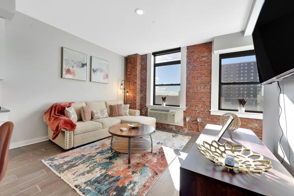 Elegant Main Street Living* Near NYC - Housity