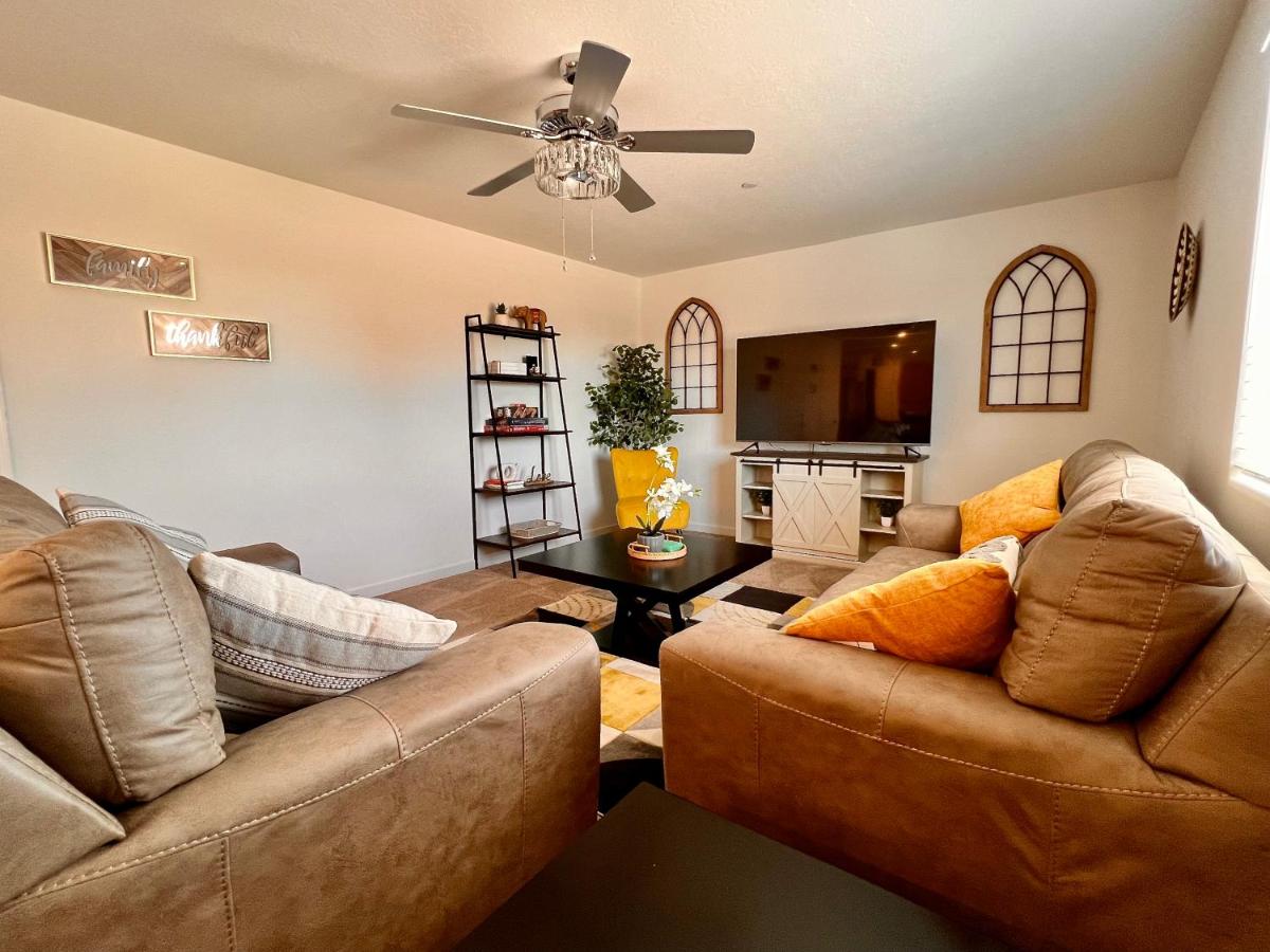 Chowchilla Lovely Home on your way to Yosemite! - Housity
