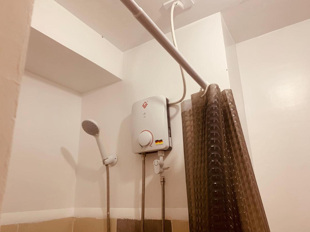 Jammy and Cushy 1 BR Unit fast wifi & Netflix - Housity