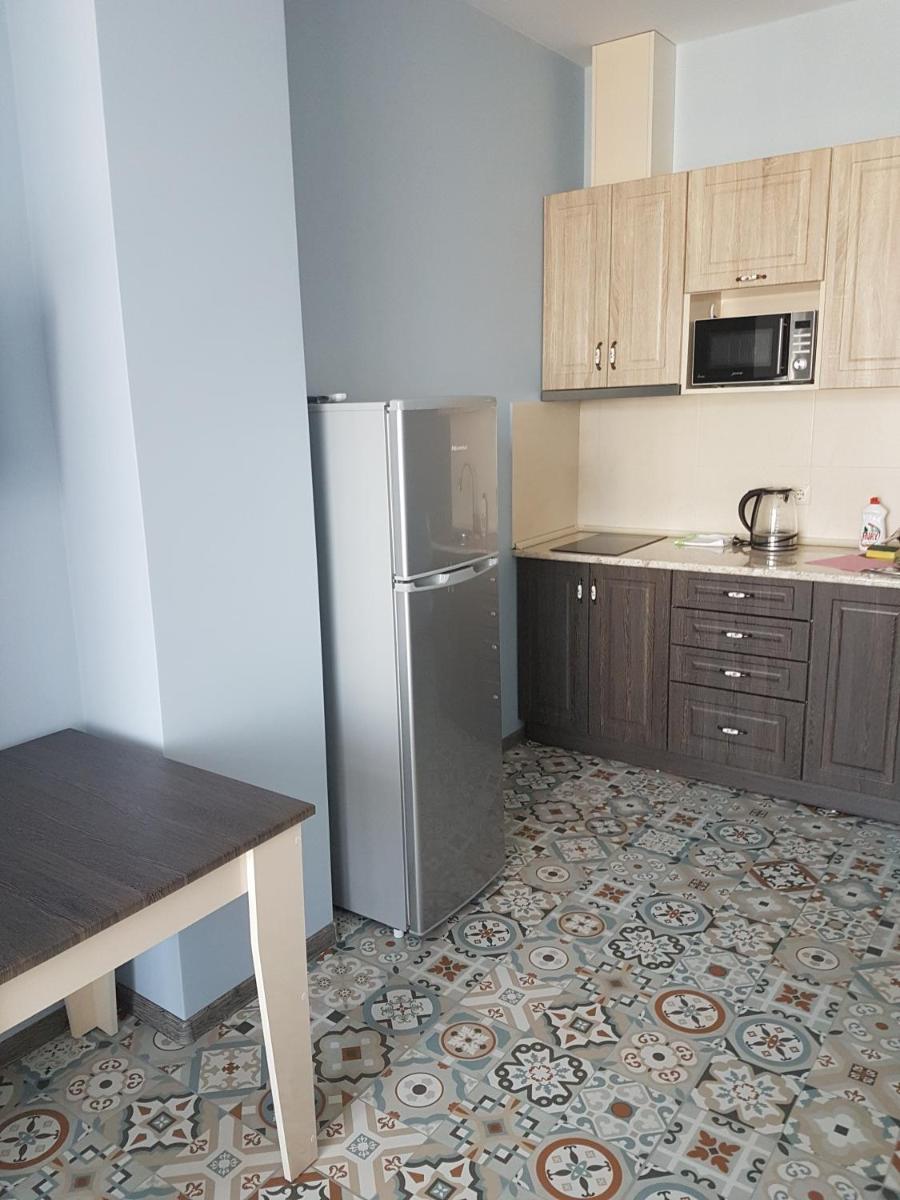 Suitetrails - Apartment Lotos Batumi 72