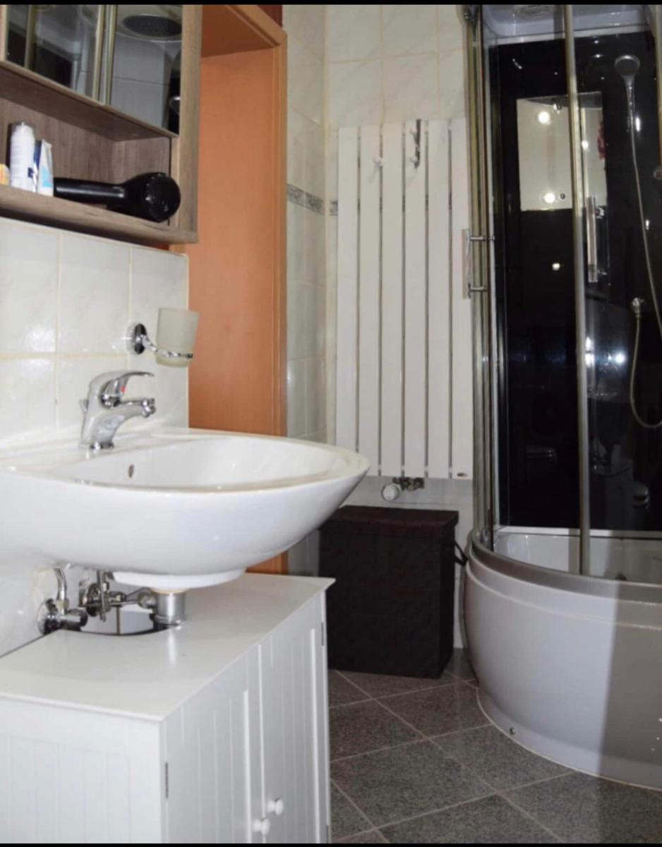 Femerosa Apartment - mit Garten - Free Wifi - Housity