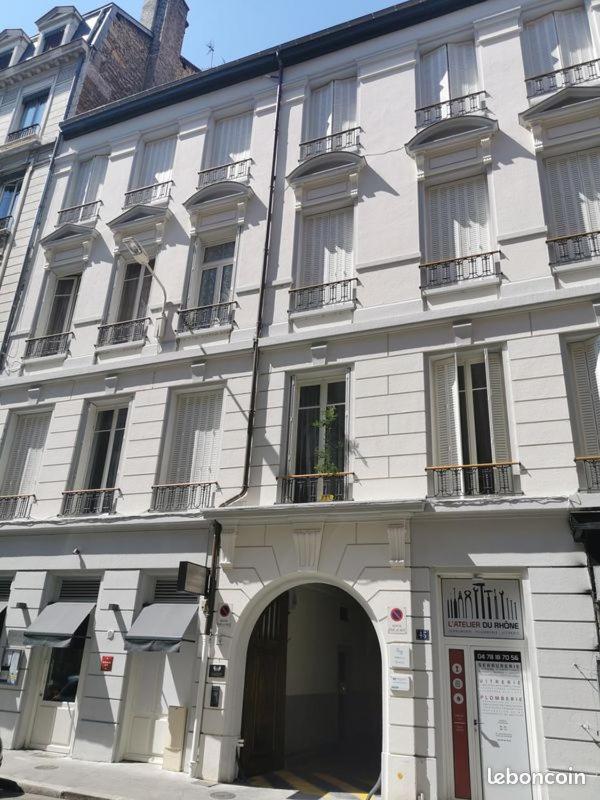 Quartier Duguesclin & Tête d'Or - Studio - Métro FOCH - Housity
