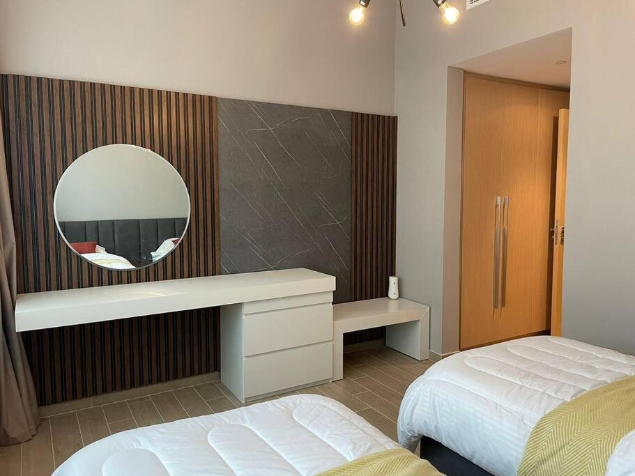 Elegant 2 bedroom in Mayan, Yas Beach - Housity