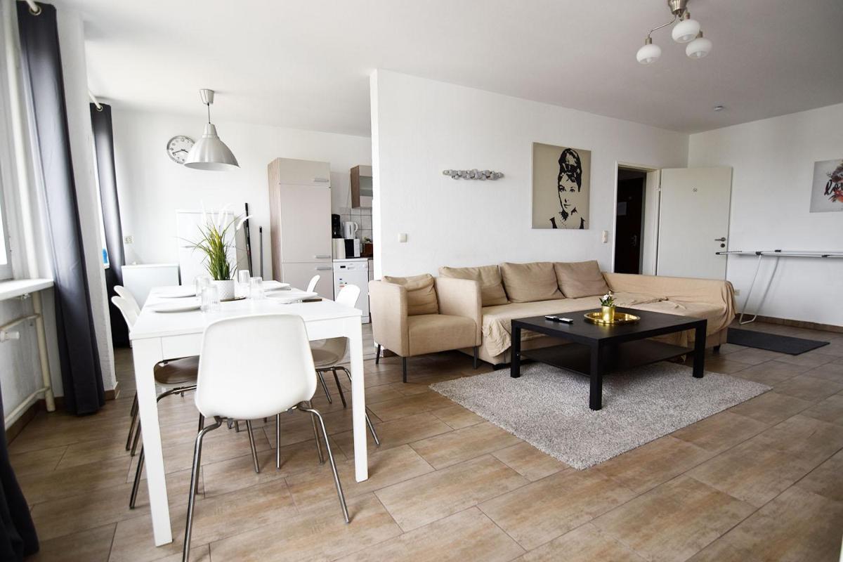 Suitetrails - Charmante Ferienwohnung mit Flatscreen-TV Monteurwohnung