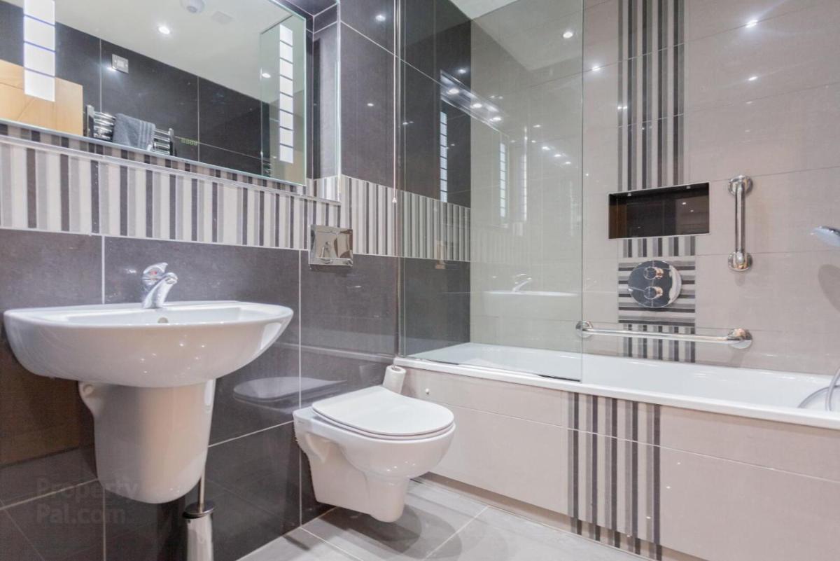 Belfast City Centre Luxury Apartment - Housity