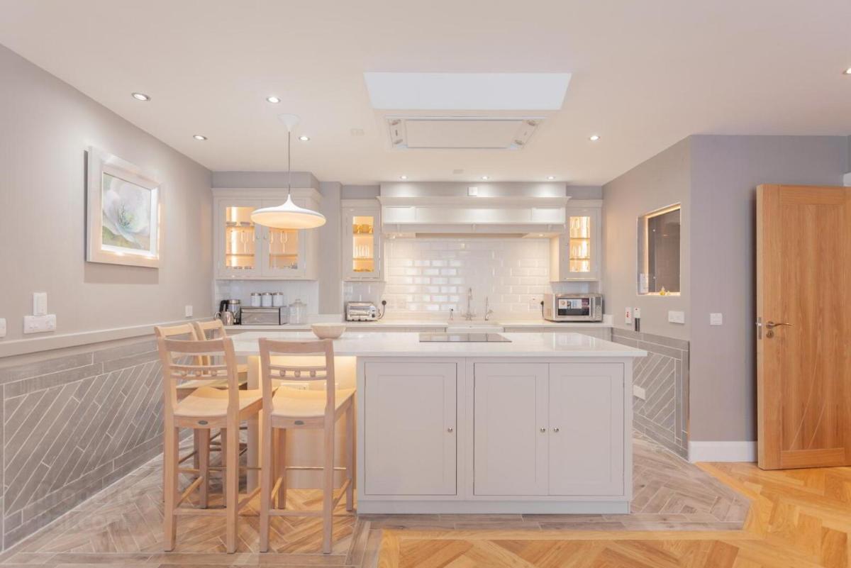 Belfast City Centre Luxury Apartment - Housity