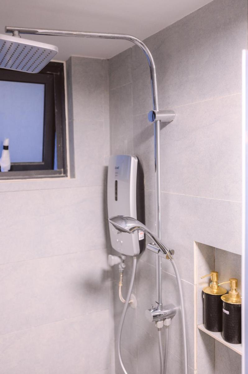 Suitetrails - Petronella Suites Apartment @ Jesselton Quay