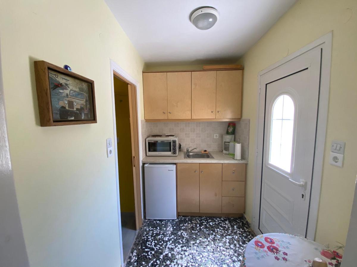 The Condo Palace in Agia Marina - Housity