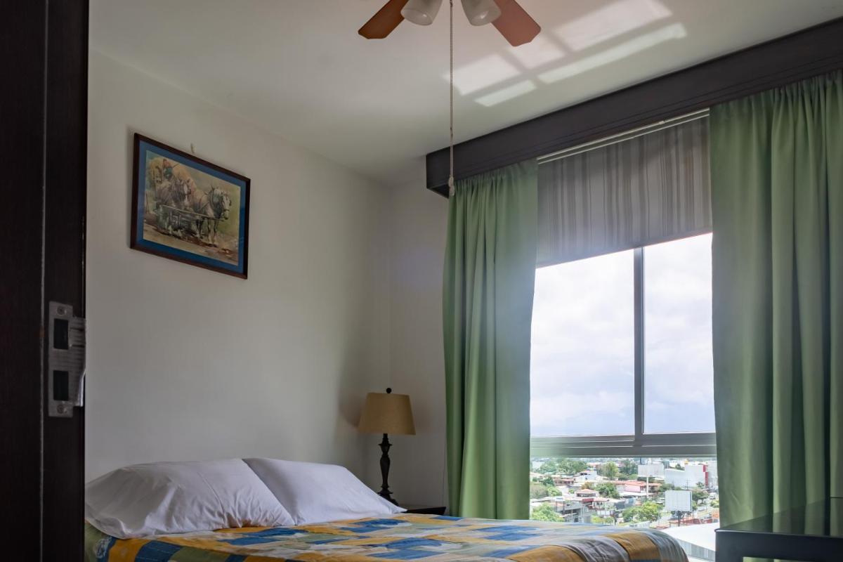 Lujoso condominio con lavadora y secadora, S. José - Hizvo