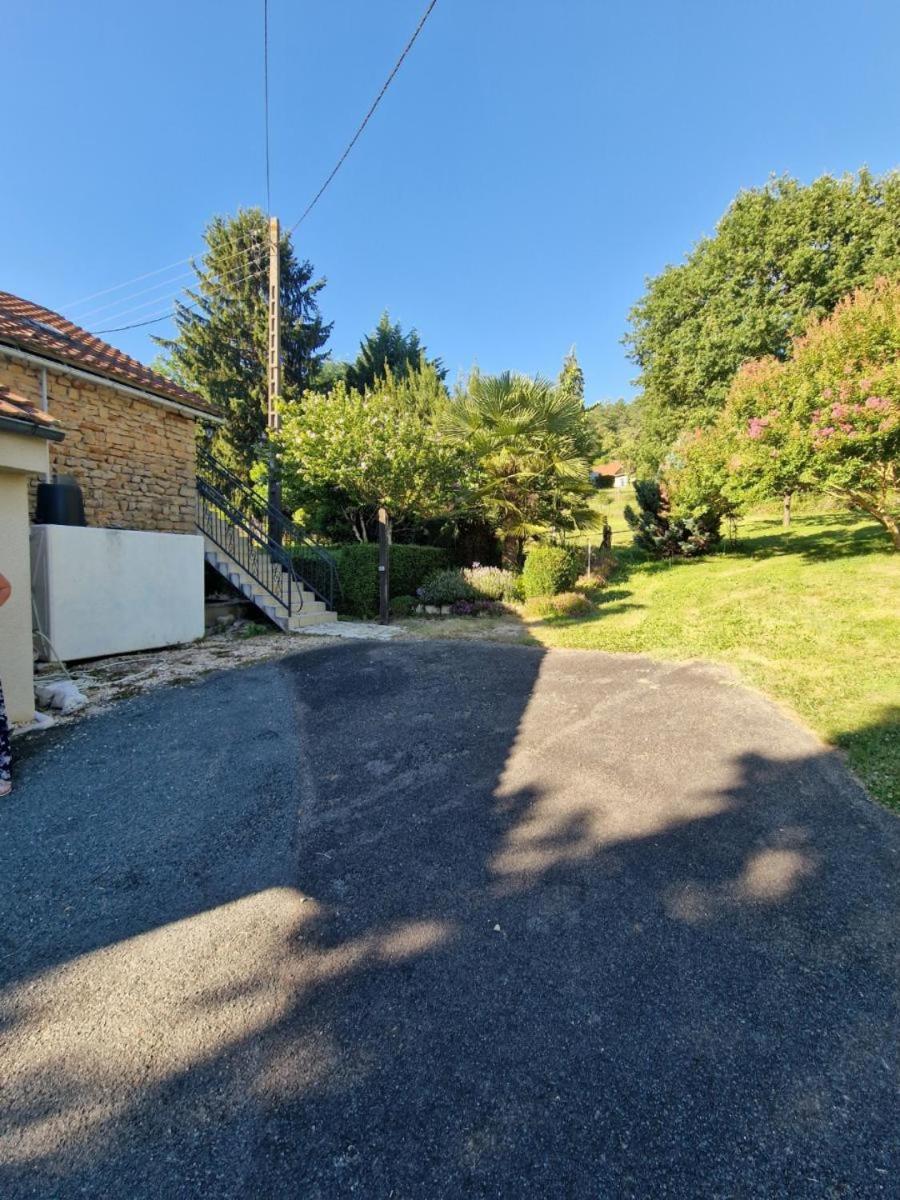 Appartement à 1km de Sarlat à la campagne - Hizvo