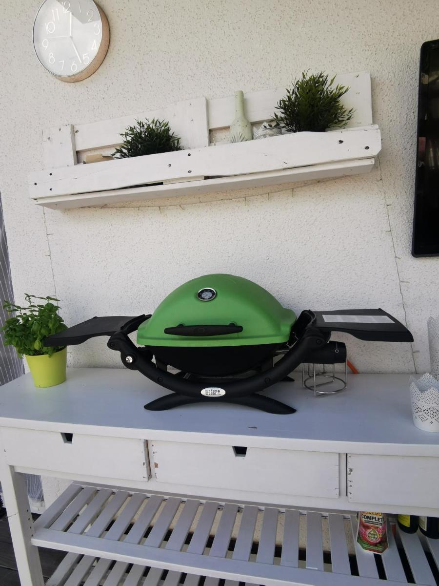 Grüne Lichtreiche Wohnung mit Dachterasse - Housity