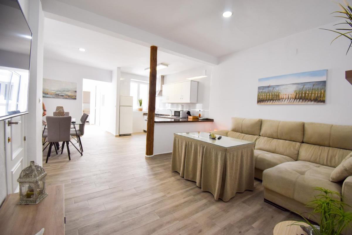Casa Los Titos - Housity