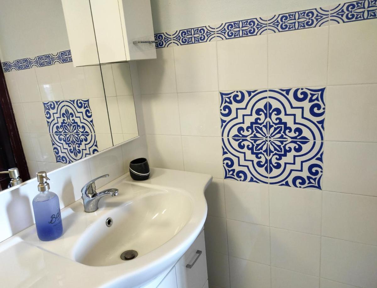 Aeolian Sea House - Housity