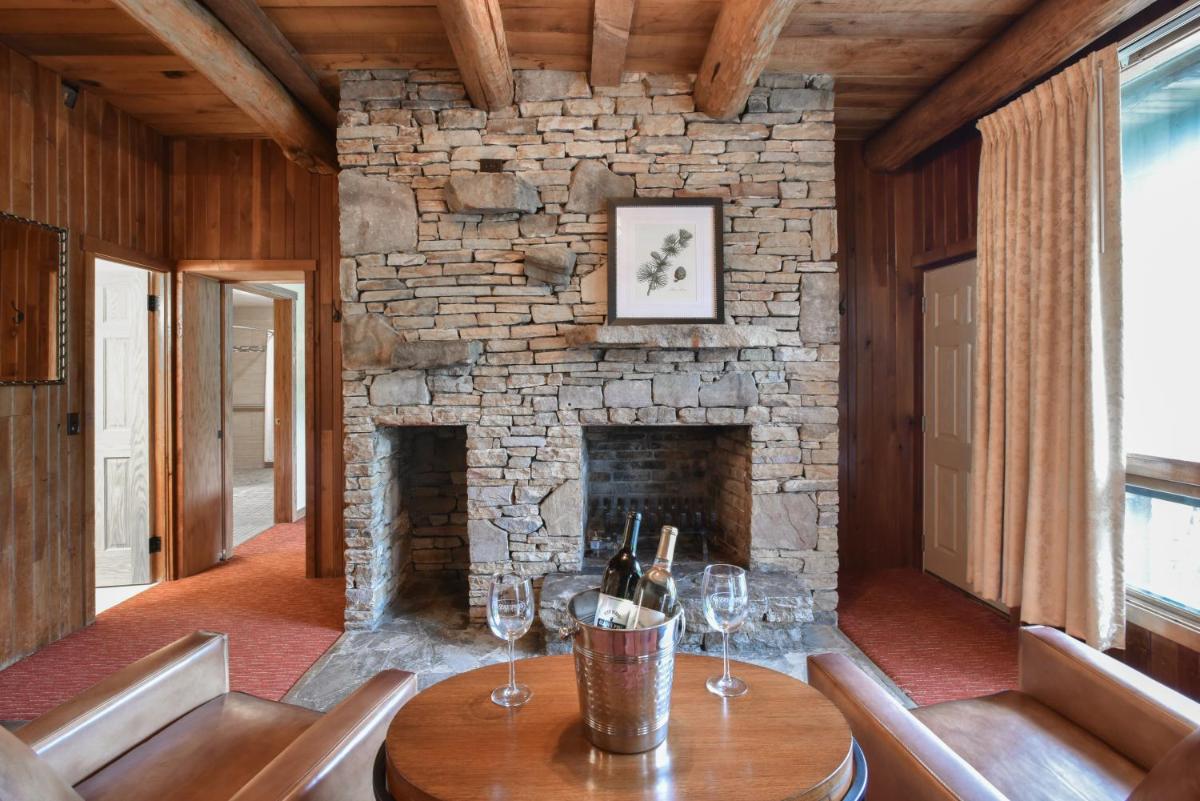 Slopeside Hotel by Seven Springs Resort - Housity