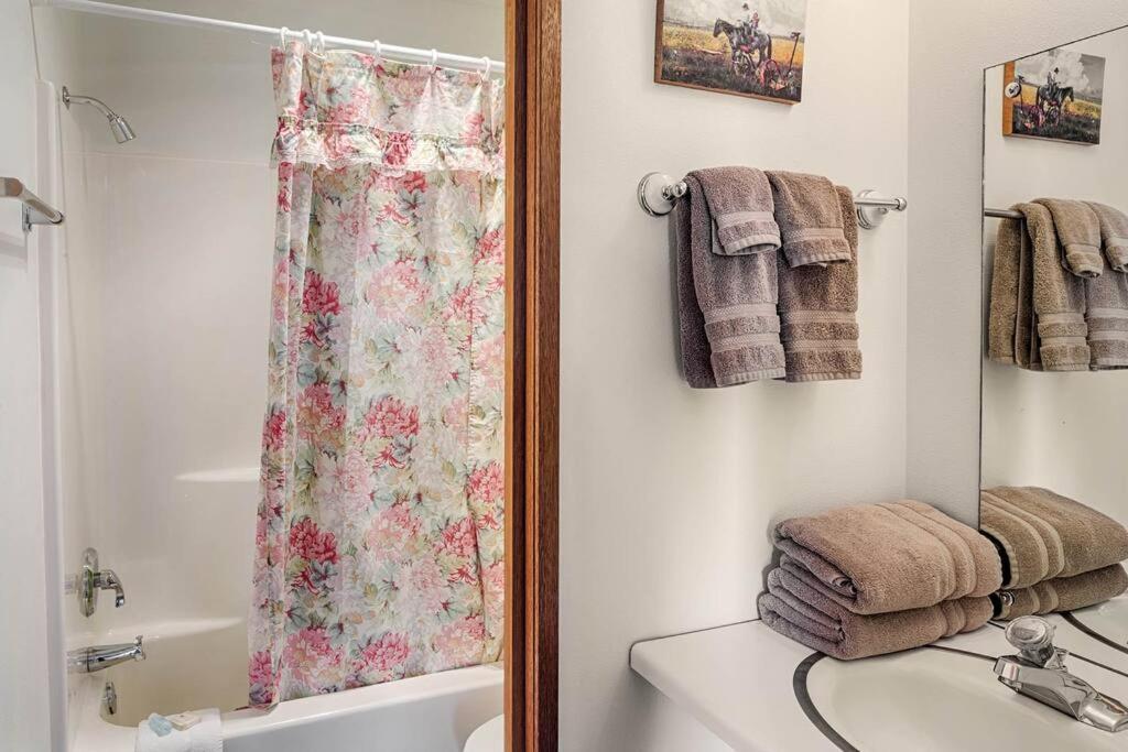 Homestead Cabin - Eden Valley - Housity