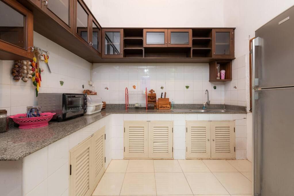Rosathorn Homestay San Kamphaeng - Housity