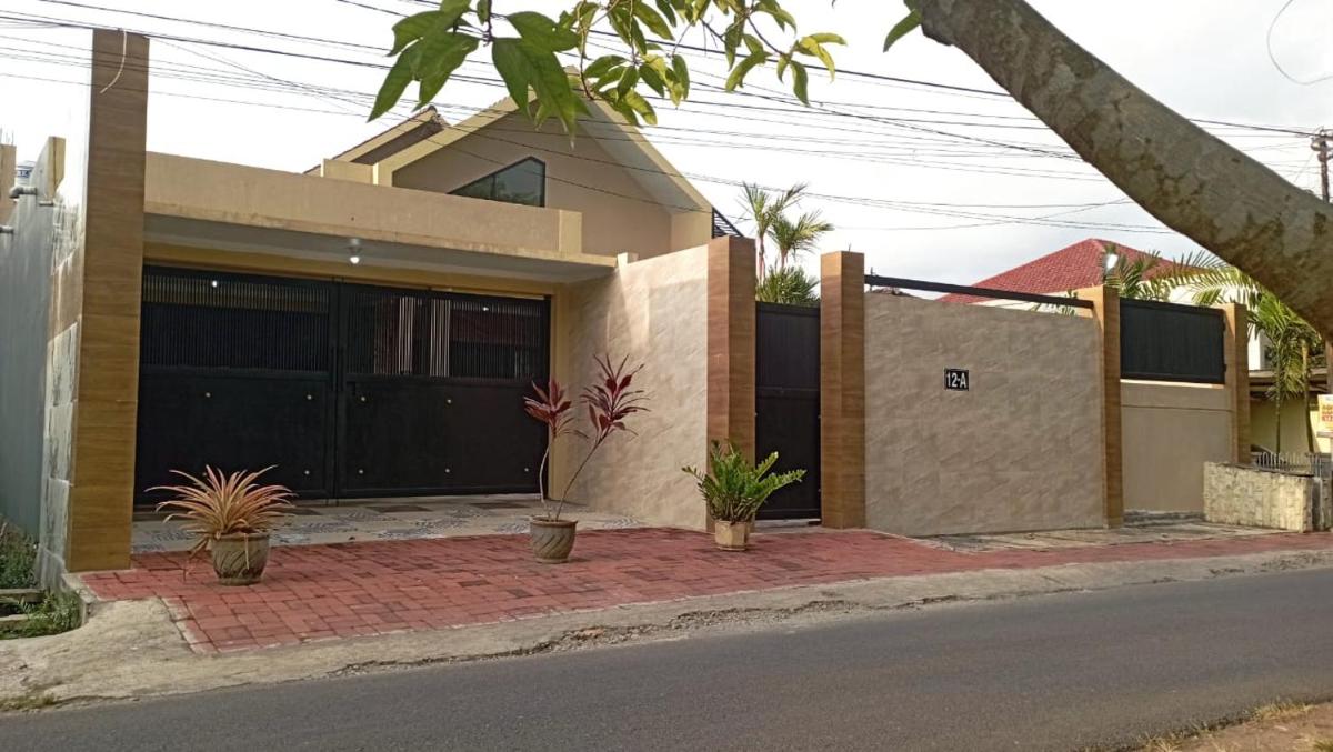 Rumah Sriwijaya V no 12A - Housity