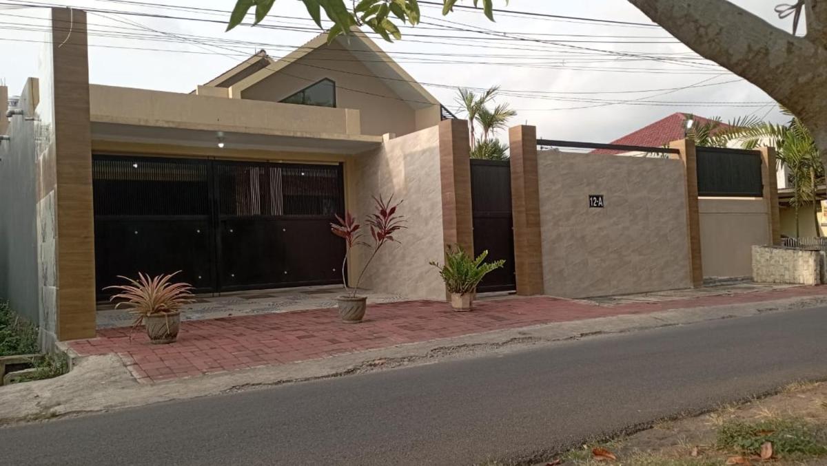 Rumah Sriwijaya V no 12A - Housity