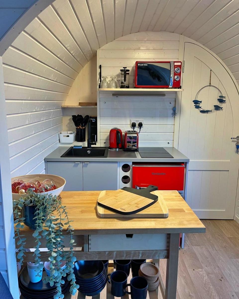 Finest Retreats - Dreckly Cabin - Housity