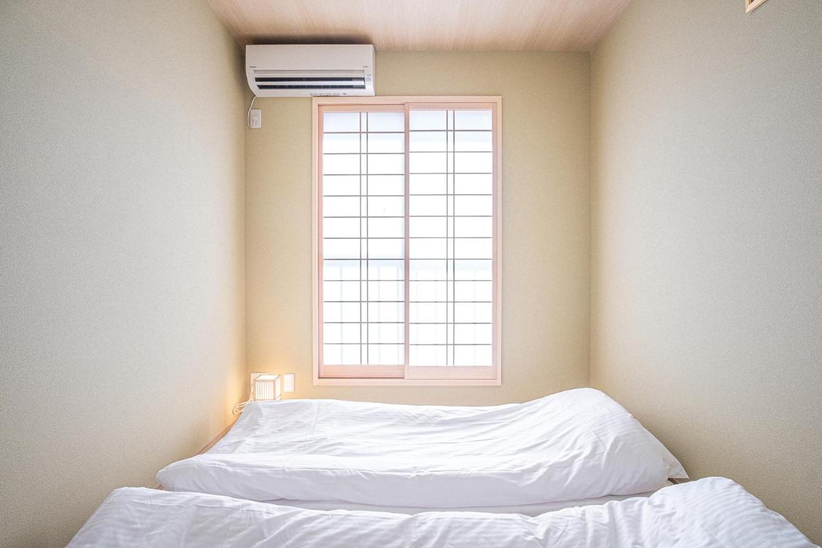 Bungetsu Shokaku Kaikan - Housity