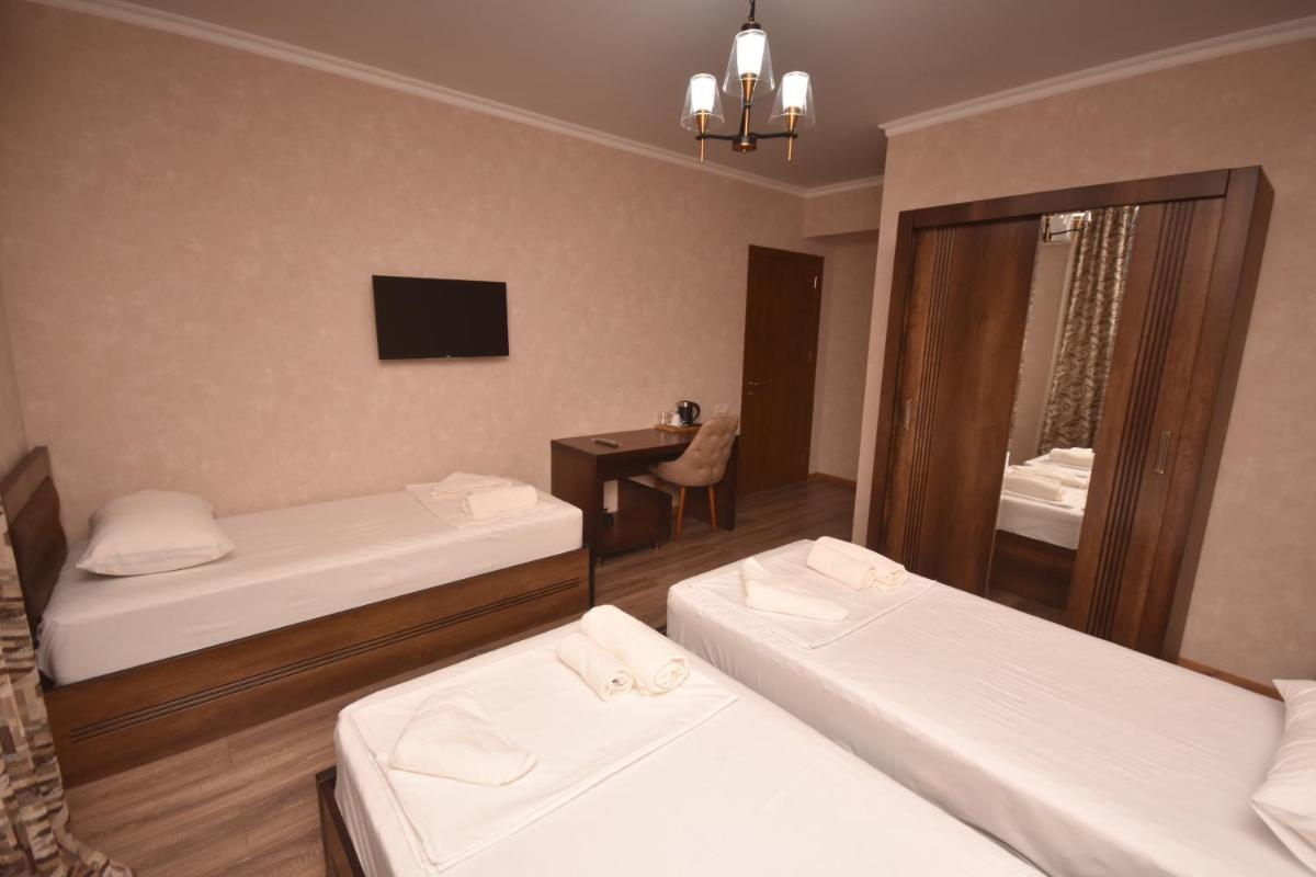 Hotel & Restaurant Sokhumi - Housity