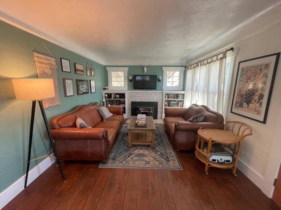Quaint house in the heart of Idaho Falls - Housity