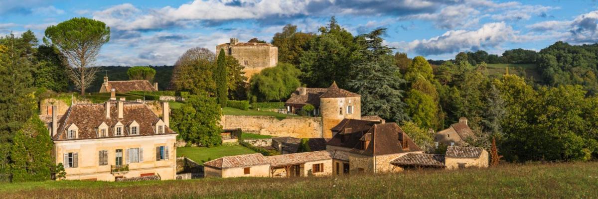 Medieval castle full of charm to rent - Housity