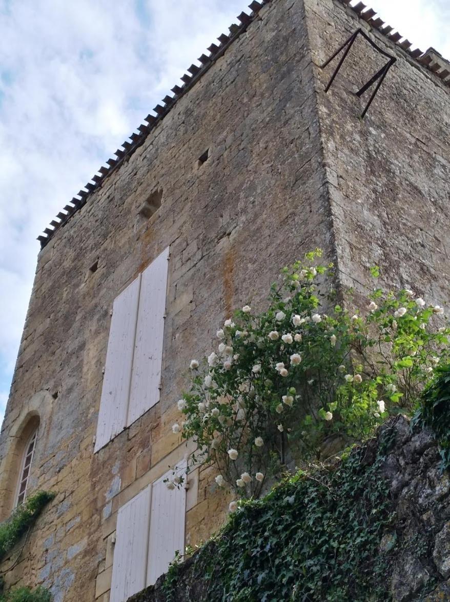 Medieval castle full of charm to rent - Housity