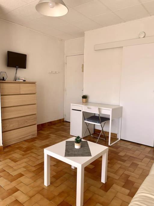 La Garde : joli studio dans résidence - Housity