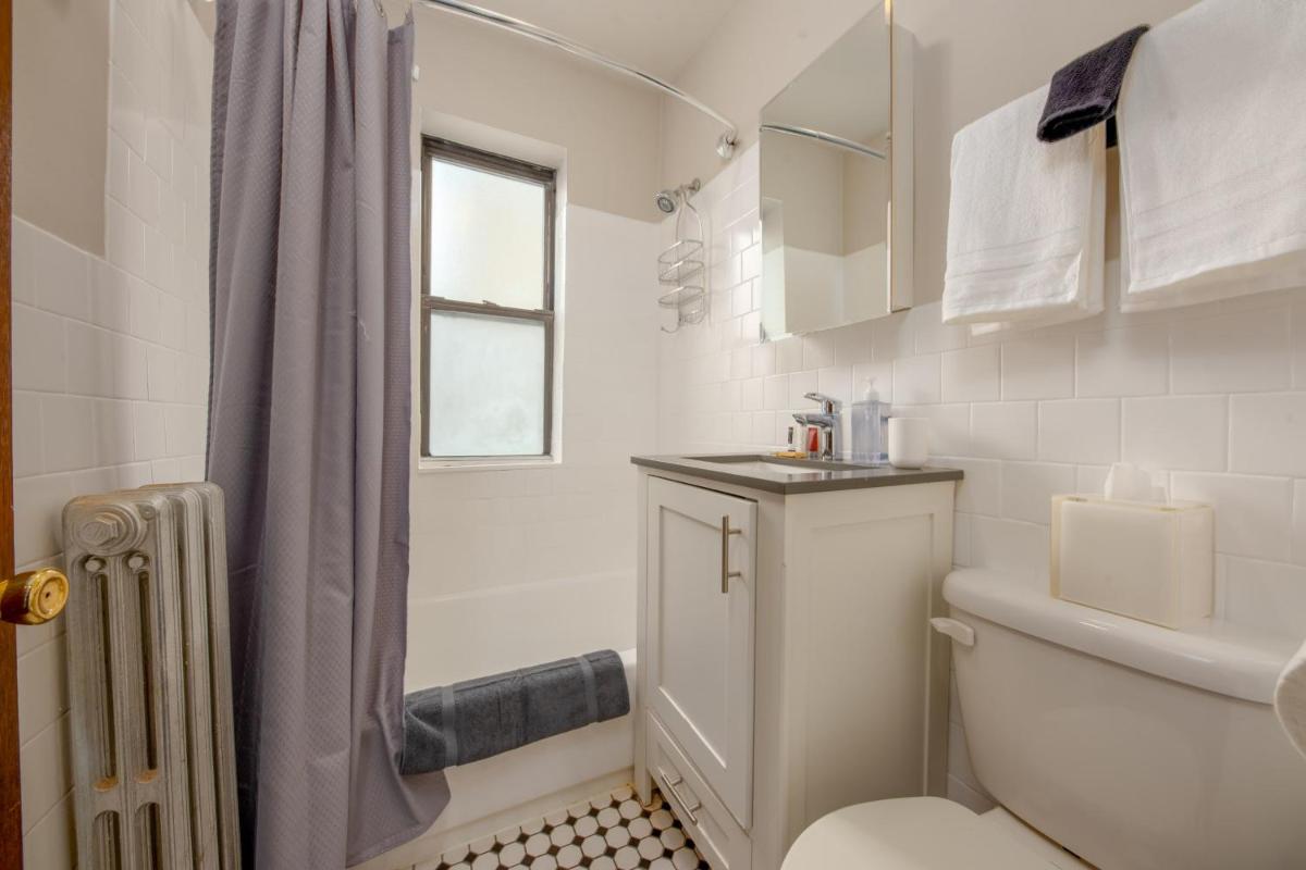 FRONTDESK Open Studio Apt near McCormick Place - Housity