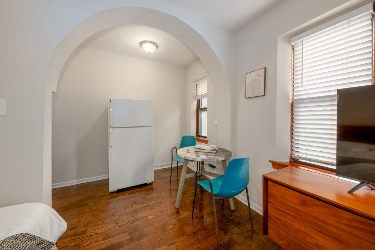 FRONTDESK Open Studio Apt near McCormick Place - Housity