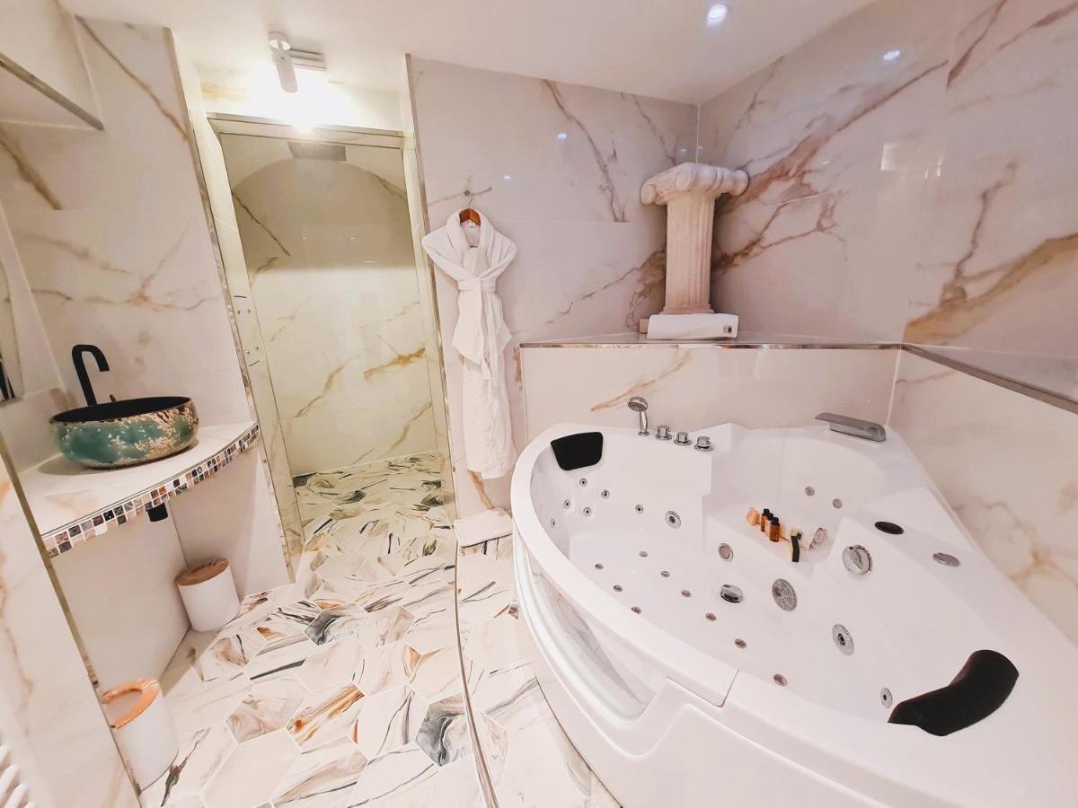 Salle de bains dans l'établissement Châtellerie De Schoebeque