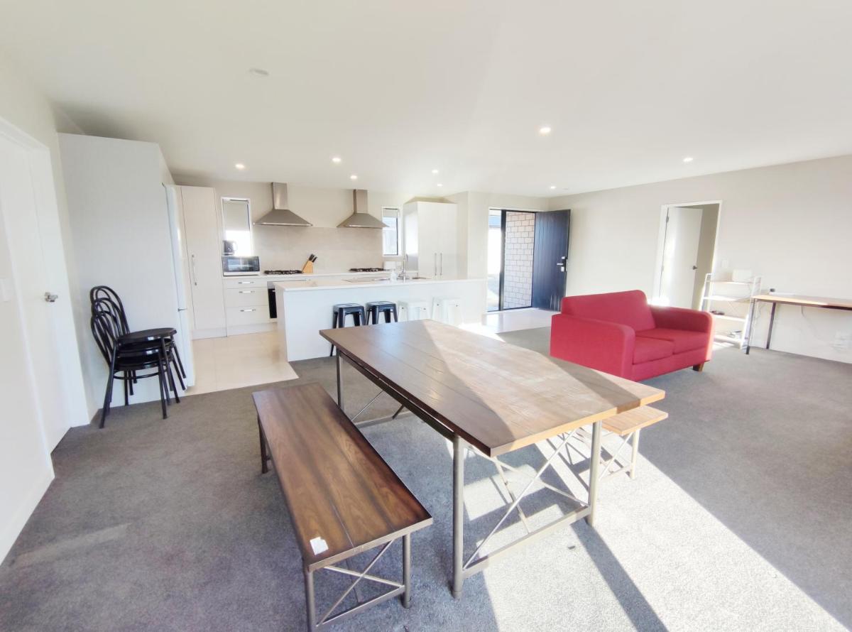 Astra House - Housity