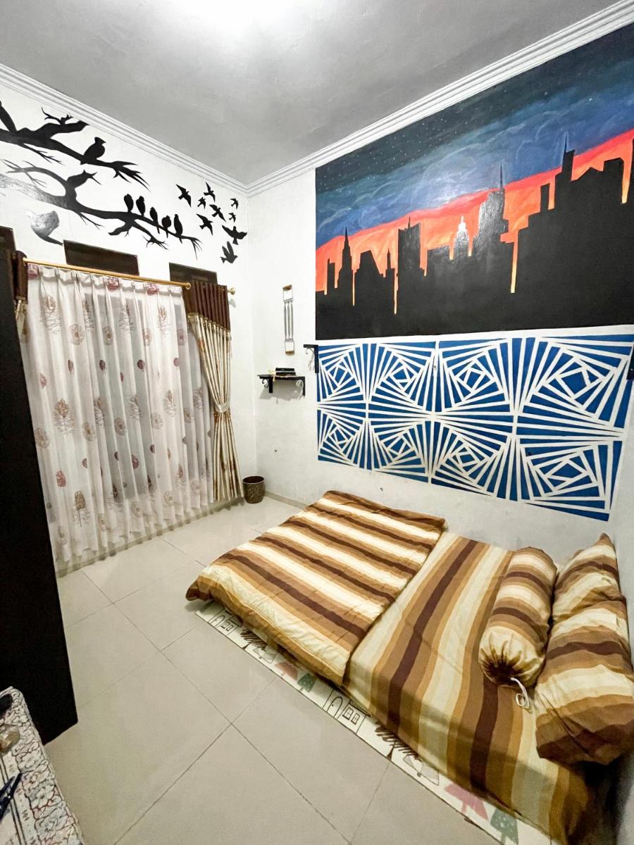 Nyenang Homestay - Housity