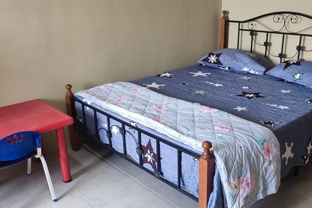 *IA D'CHATIN HOMESTAY MENTAKAB* - Housity