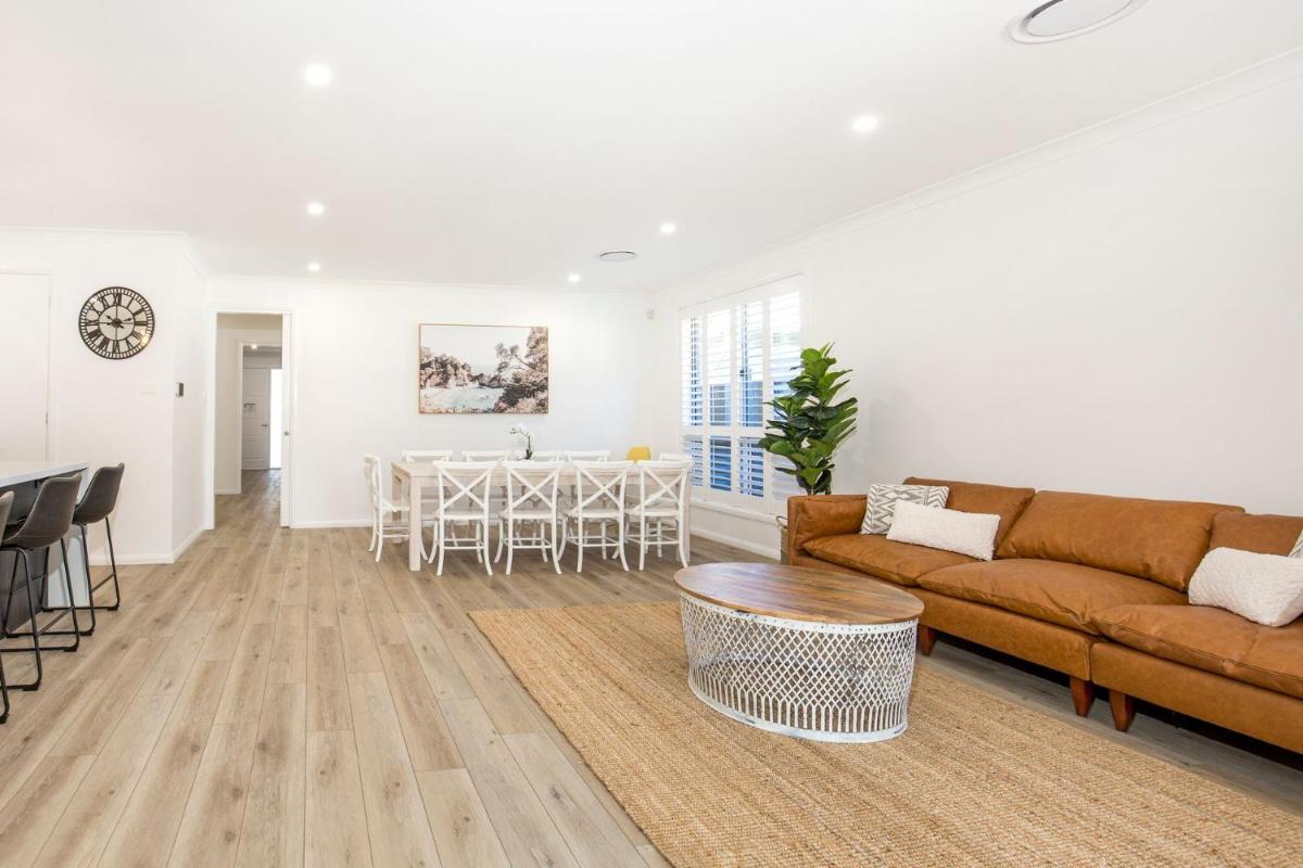 Callala Sunrise Pet Friendly 5 Mins Walk to Beach - Housity