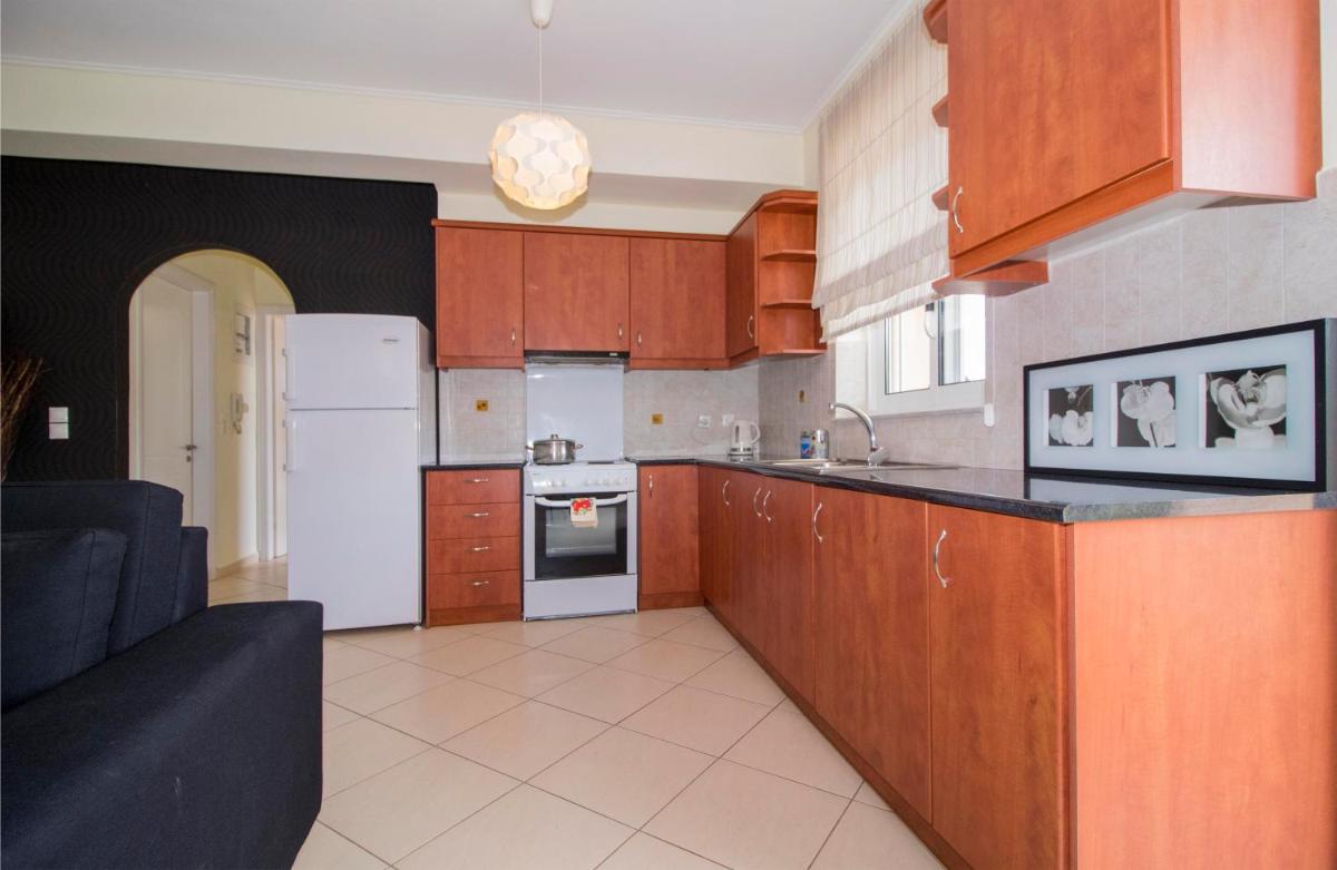 Laconian Collection #Taygetos View# - Housity