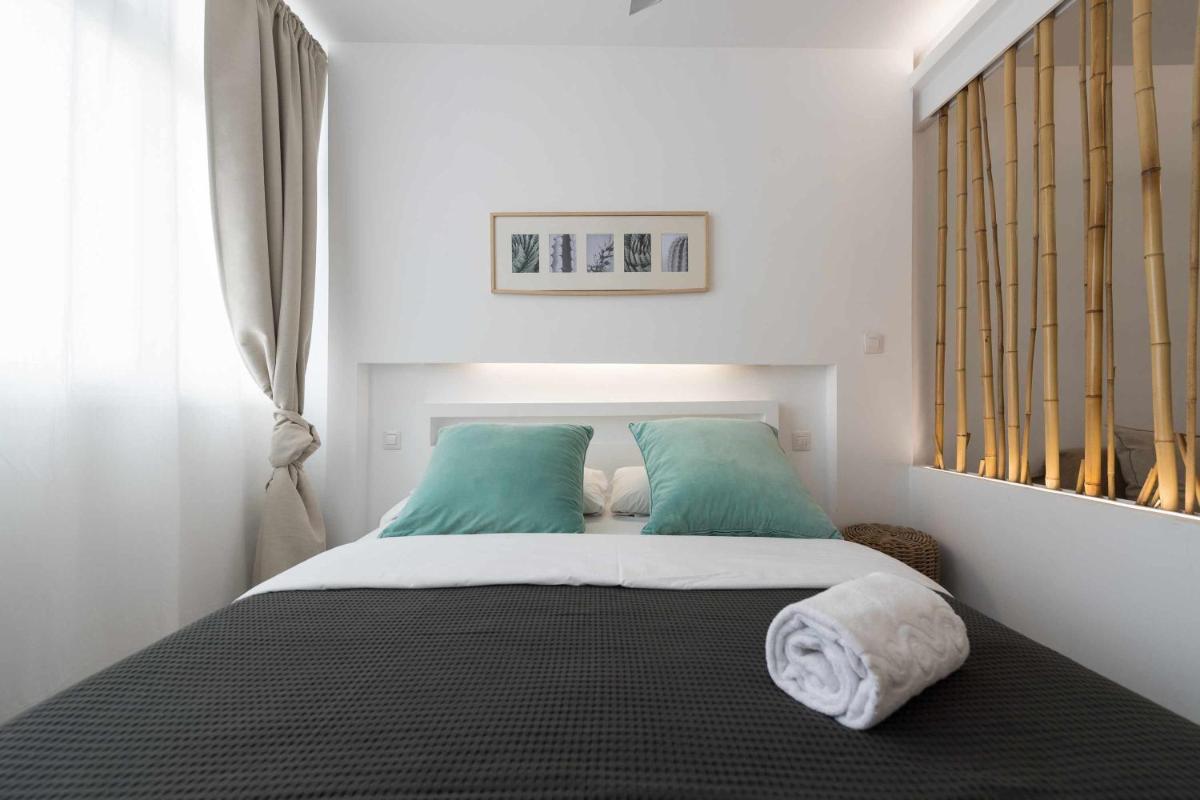 SG Grand Sunset Beach - Housity