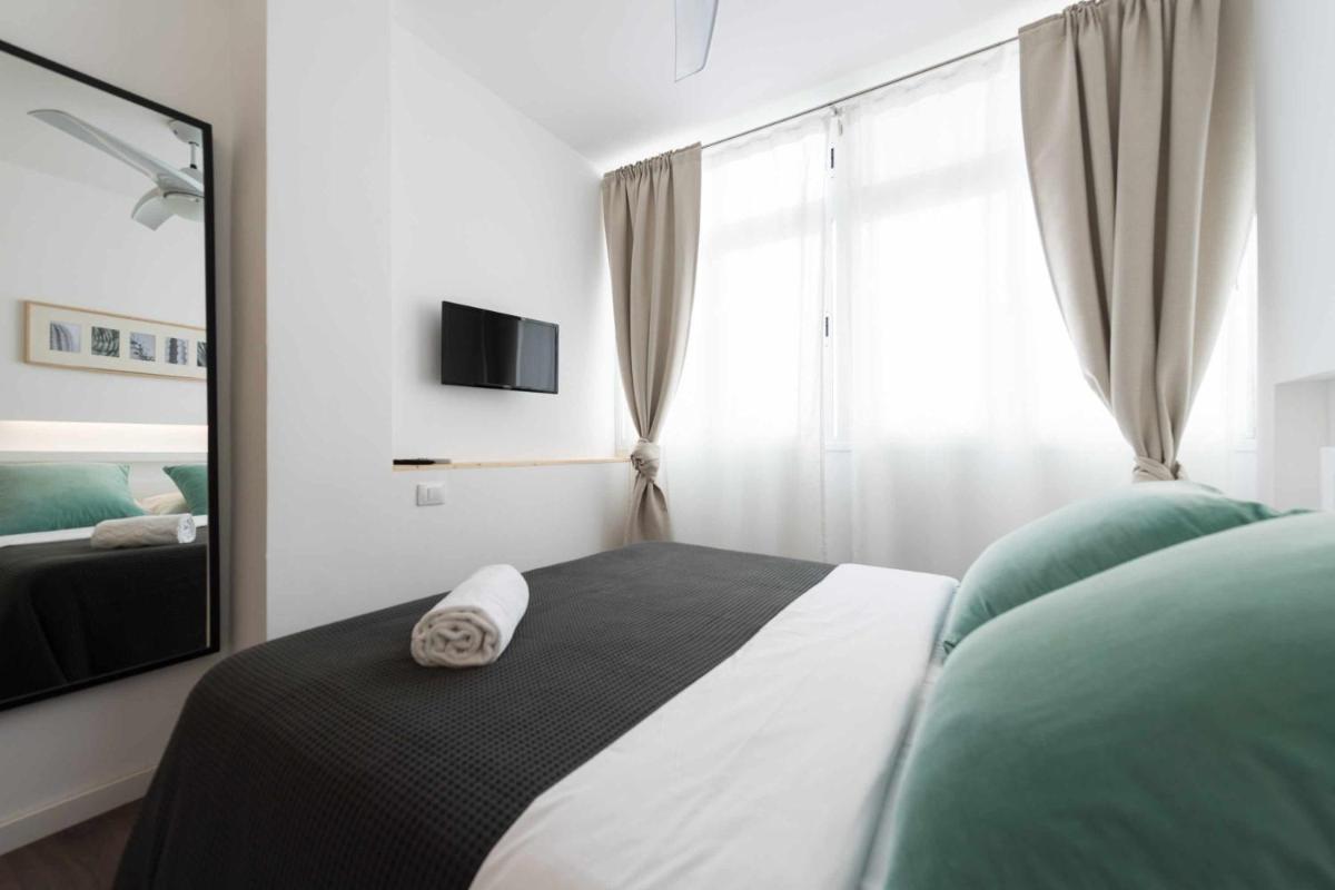SG Grand Sunset Beach - Housity