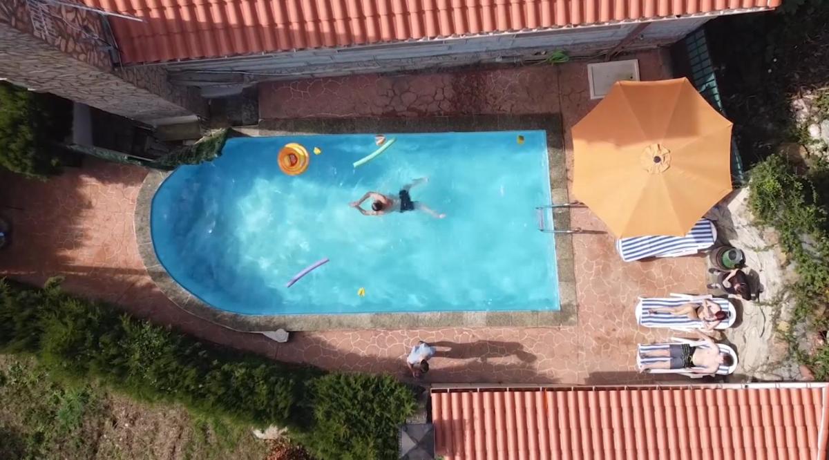 Casa con Piscina en Ramiras, Ourense - Housity